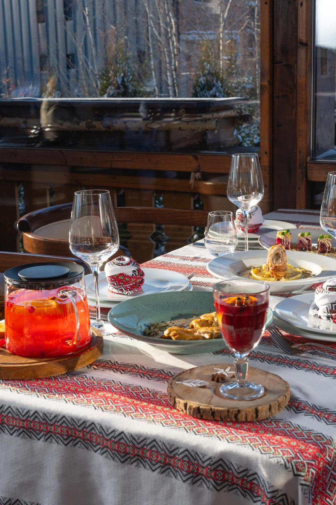 Korunka Otel Tatariv Dış mekan fotoğraf